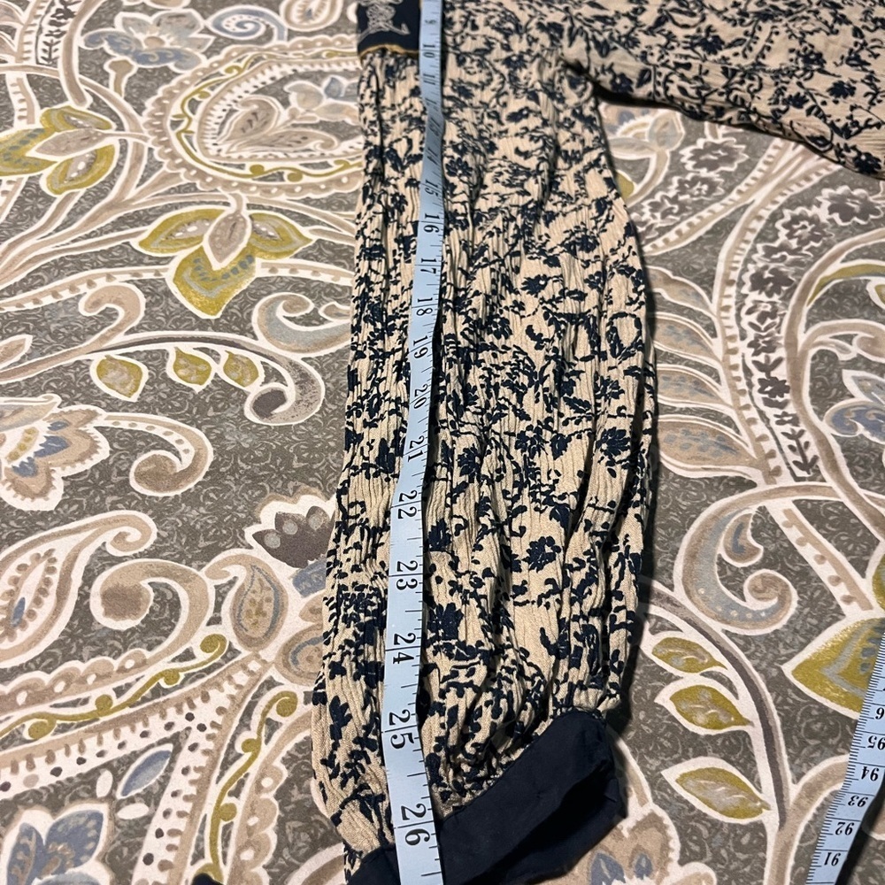 Anthropologie Seen Worn Kept blouse size small - Picture 10 of 10
